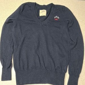 Hollister sweater